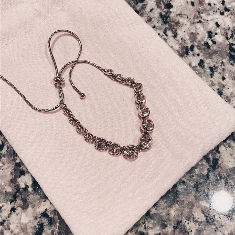 Beautiful Givenchy bracelet - Picture 3 of 10